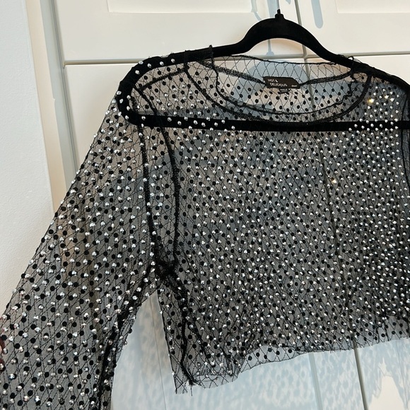 Hot & Delicious Kylie Long Sleeve Embellished Rhinestone Sheer Crop Top Size S - Picture 6 of 13